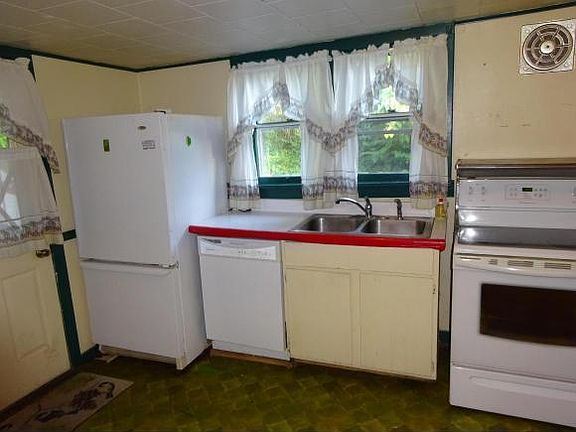 5th image of 45 Burr Ave