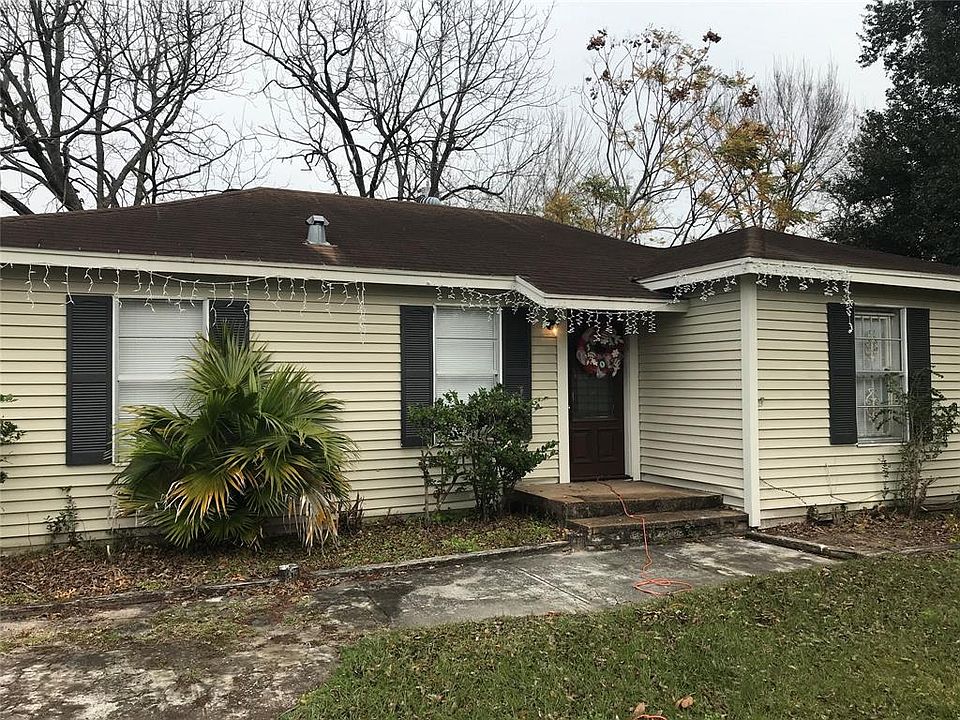 1st image of 213 Treasure Dr