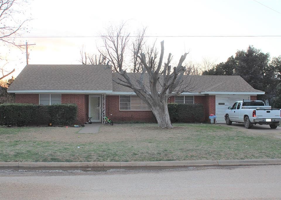 1st image of 911 N Birch Ave