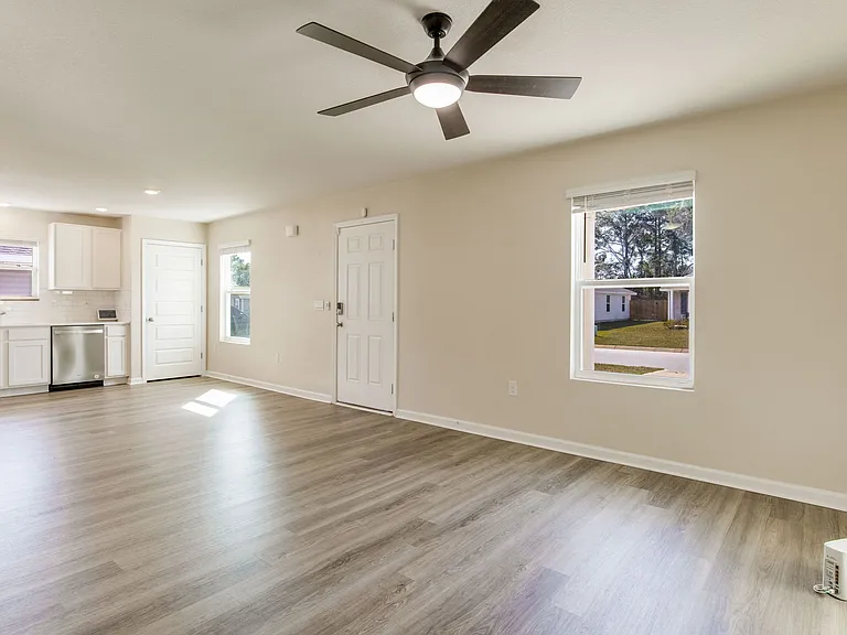2528 Sutton Place Dr — Photo 22