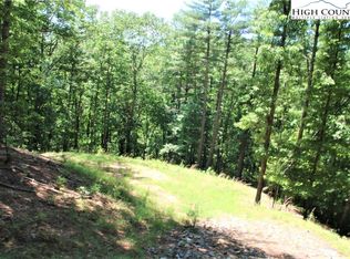 215 Pine Valley Rd, Ferguson, NC 28624