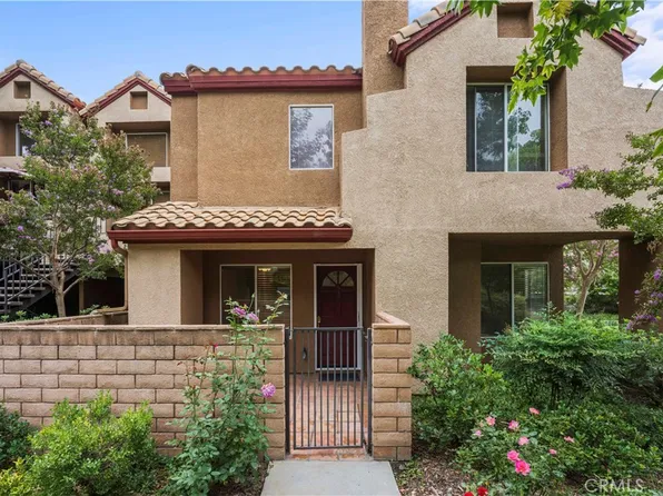 22633 Copper Hill Dr Unit 93, Santa Clarita, CA 91390