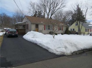 25 Elmwood Rd, Wallingford, CT 06492