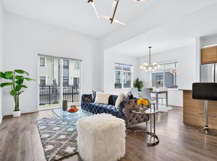 18505 Laurensen Pl #1405, Surrey, BC V4N 6R7