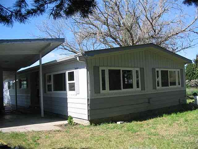 1st image of 215905 E Locust Prse