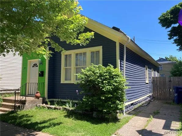 21 College St, Buffalo, NY 14201