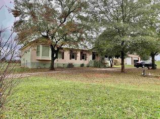 33 Ray Roderick Rd, Eastman, GA 31023