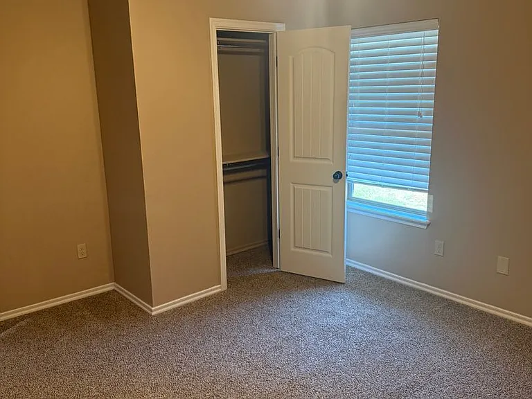 10924 SW 30th Ter — Photo 22