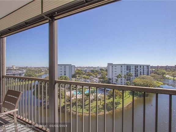 3rd image of 2232 N Cypress Bend Dr APT 903