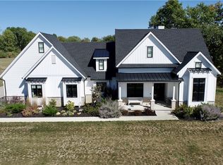 5188 Rolling Ridge Dr, Seville, OH 44273