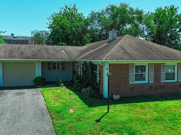 6 Princeton Ln, Willingboro, NJ 08046