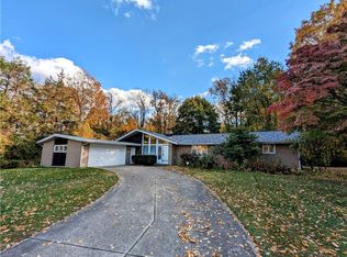 5501 Fulda Dr, Erie, PA 16505