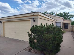 1625 Hollyberry Dr NE, Rio Rancho, NM 87144