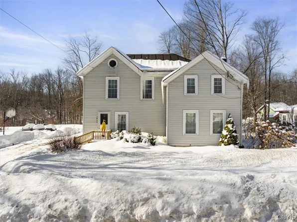 7933 Steuben St, Holland Patent, NY 13354