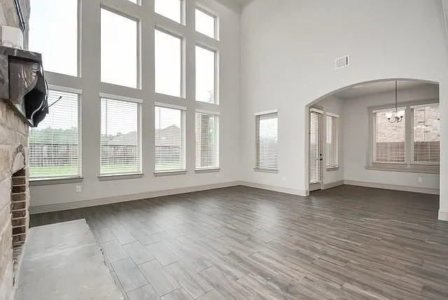22368 Misty Woods Ln — Photo 7