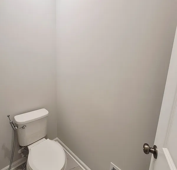 648 Brookwood Glen Ter #B — Photo 37