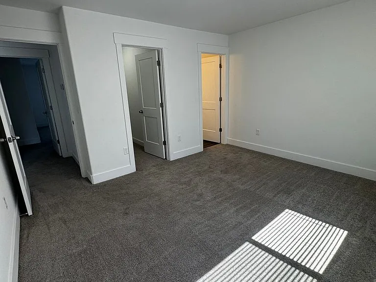 2737 W Marina Dr — Photo 9