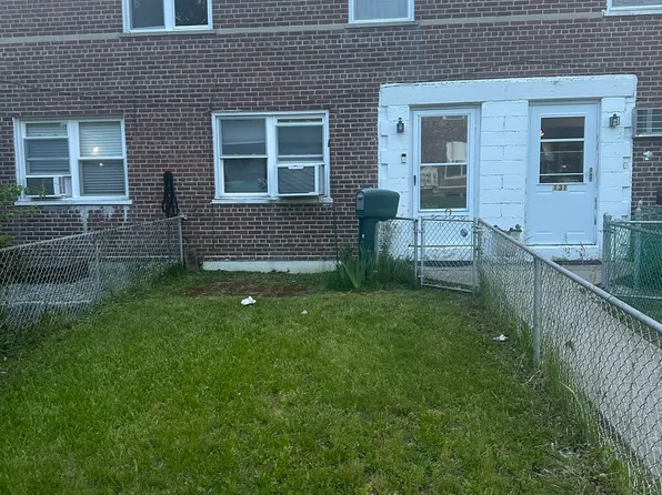 Bld 35 Court D Court #133, Bridgeport, CT 06610