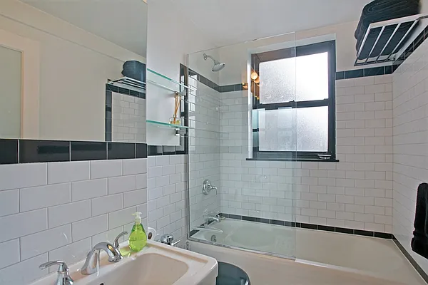 Rented by Corcoran | media 22