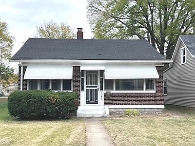 1st image of 1049 S Sheffield Ave