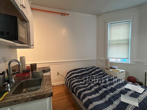 5th image of 55 S Huntington Ave #202
