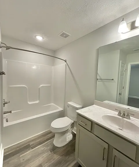 1108 Woodridge Dr #B — Photo 10