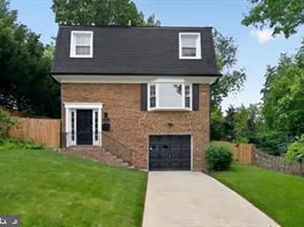 250 Aspen St, Alexandria, VA 22305