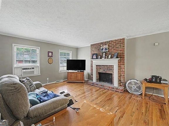 5th image of 116 Leafmore Rd SW