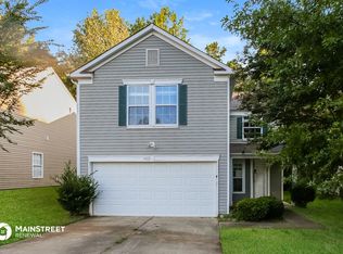 5201 Vanhoy Ln, Charlotte, NC 28269