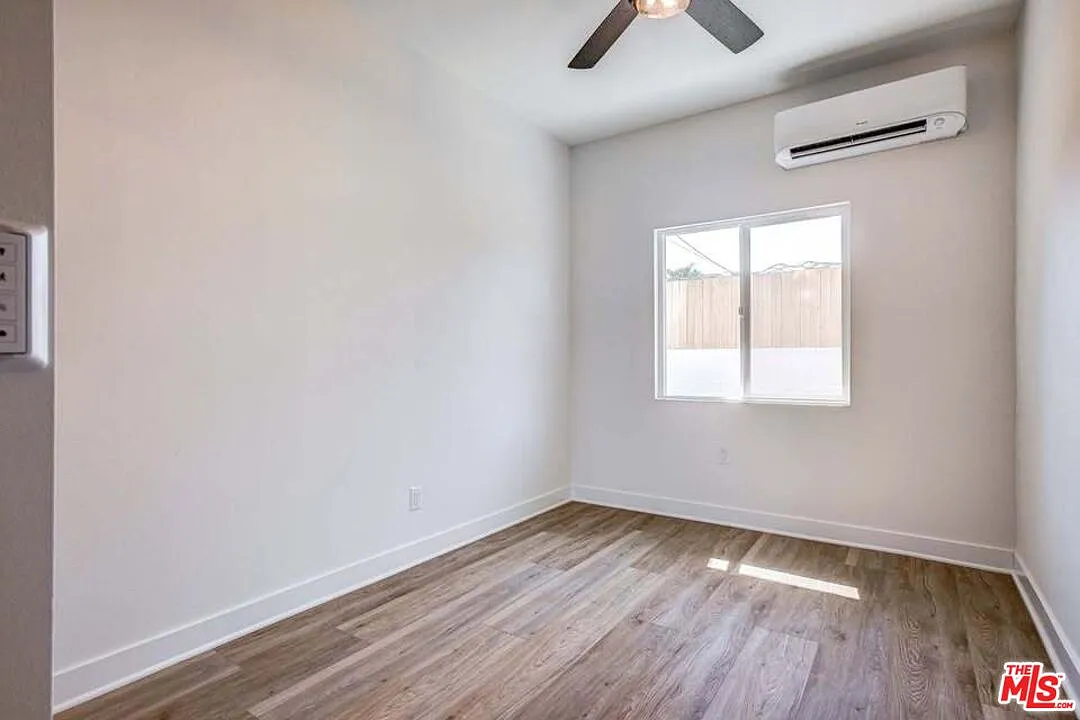 1 bed, 1.0 bath, 444 sqft, $1,890 — Photo 4