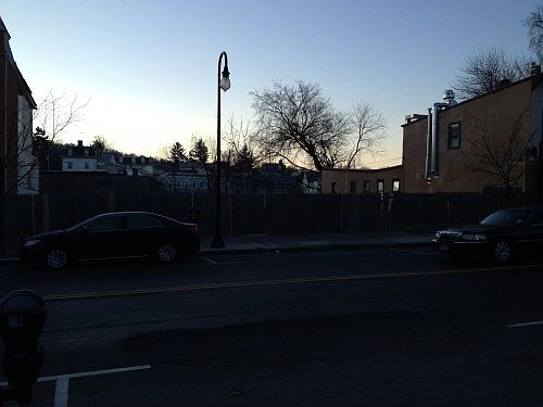 2nd image of 68 Beekman Ave