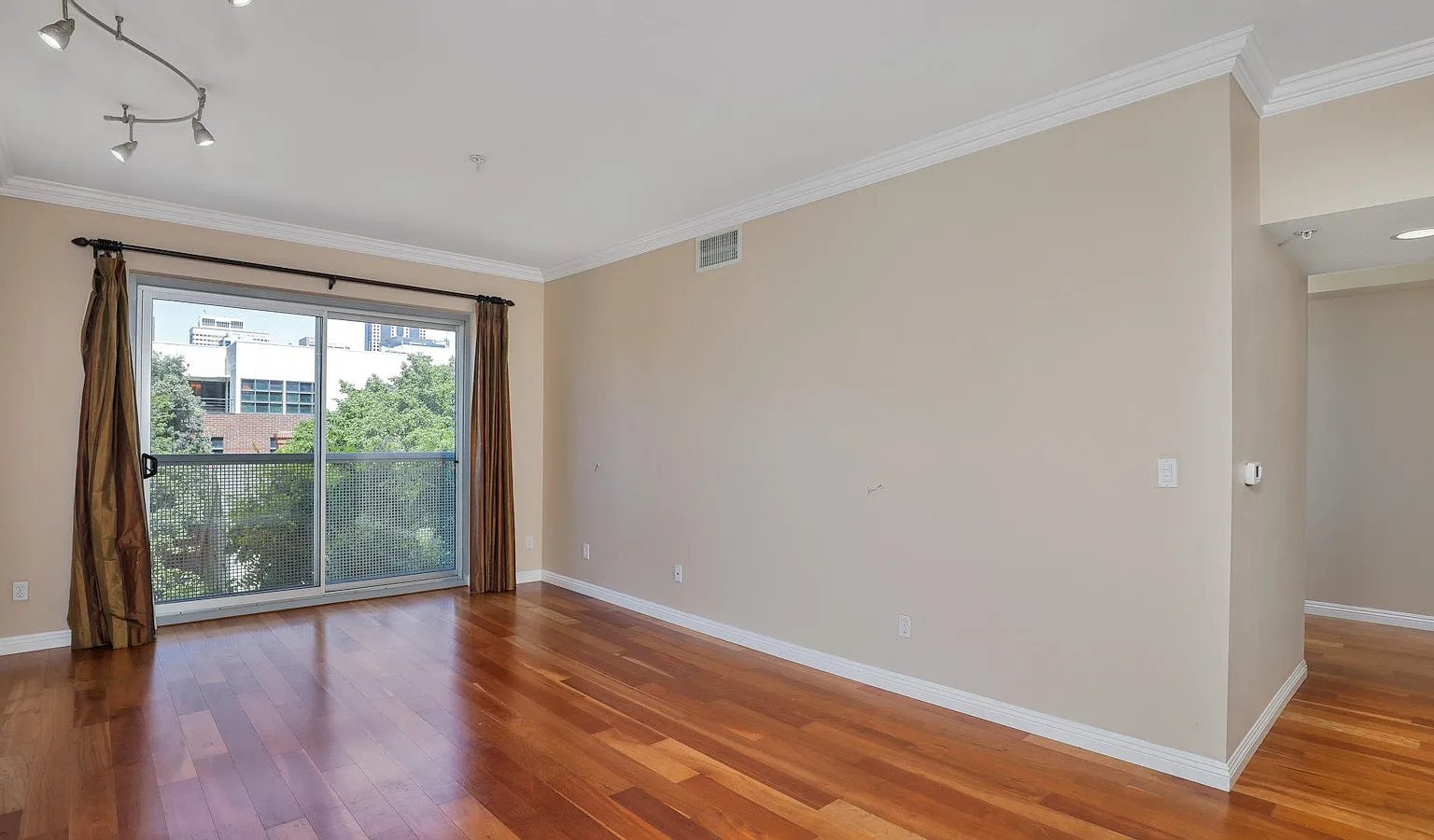 445 Island Avenue, Unit 407 — Photo 4