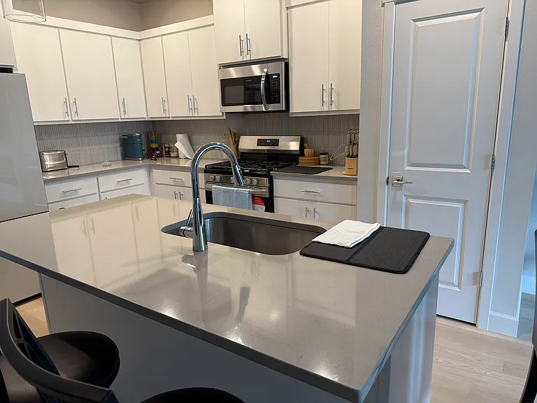 3314 SE Farrow Ln — Photo 9