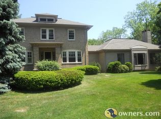 4211 Wooster Rd, Fairview Park, OH 44126