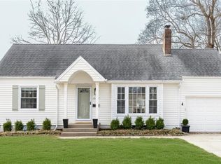 4407 W 69th Ter, Prairie Village, KS 66208