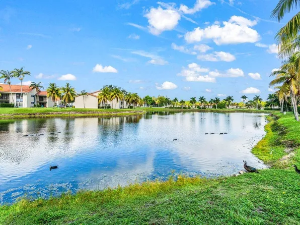 1495 Lake Crystal Drive #H, West Palm Beach, FL 33411