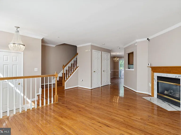 10763 Esprit Pl — Photo 5