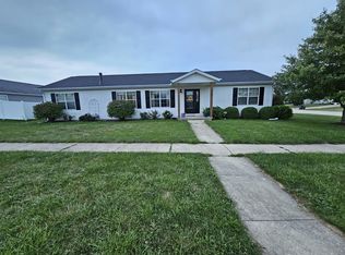 2707 Milford Dr, Urbana, IL 61802