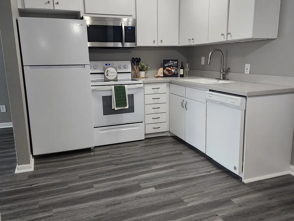 Alexander Lane Apts