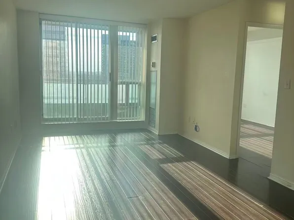 1 Pemberton Ave, Toronto, ON