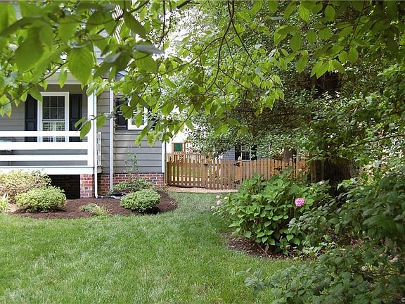 3rd image of 4408 Lumberjack Ln
