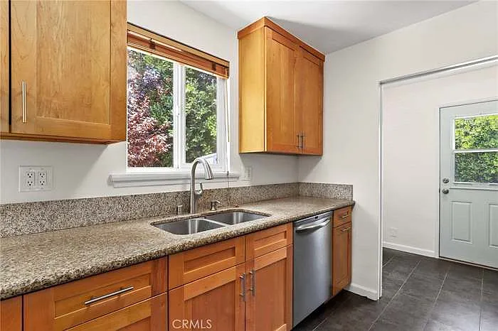 6452 Hanna Ave — Photo 13