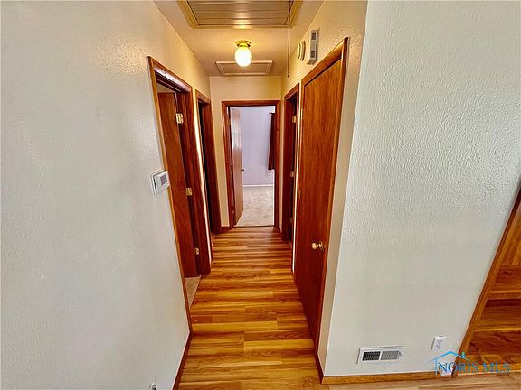 4th image of 4620 Naomi Dr