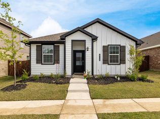 6736 Windfall Dr, Fort Worth, TX 76135