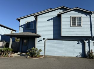 714 Pioneer Rd, Brookings, OR 97415