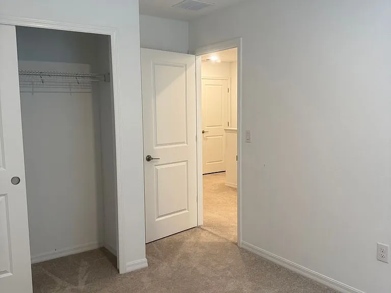 11820 Glenside Ter — Photo 23
