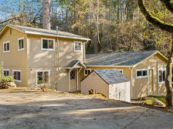 21551 Phoenix Lake Rd, Sonora, CA 95370