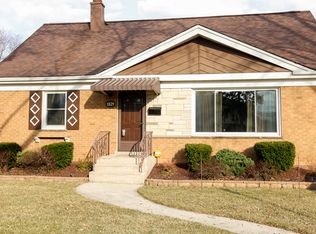 1829 Mayfair Ave, Westchester, IL 60154