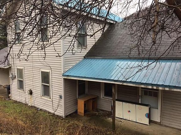 5th image of 348 E 2nd St