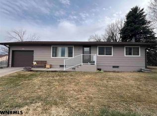 1985 D St, Gering, NE 69341